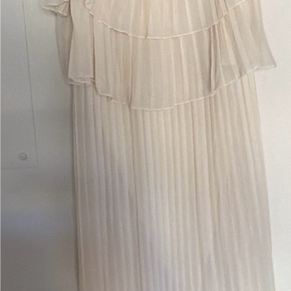 Flowy Pleated Cream Maxi Dress